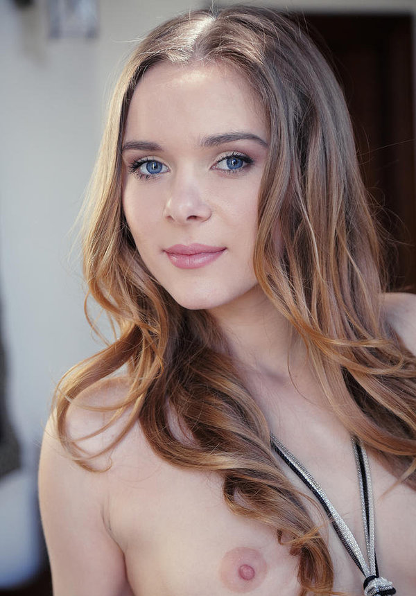 Лариска, 24 года, 1 размер груди